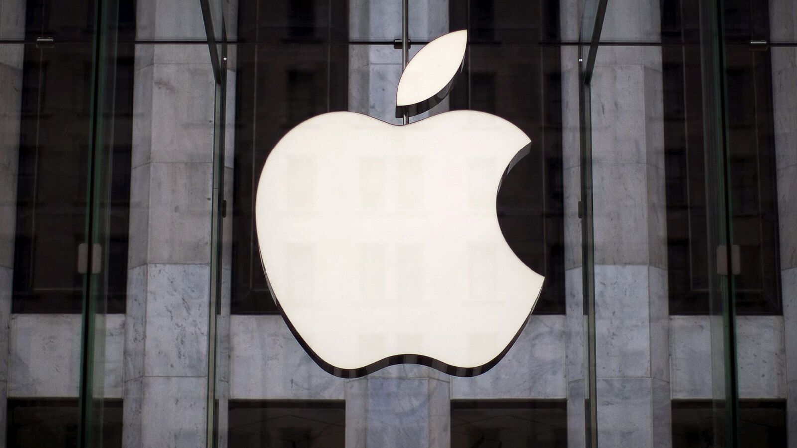 EU warns Apple of consequences if App Store changes fall short of regulations